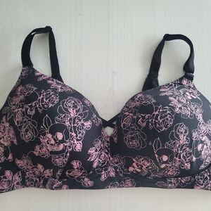 40D Torrid Curve Wireless Push-up Bra With Floral Skull Print in Black and Pink